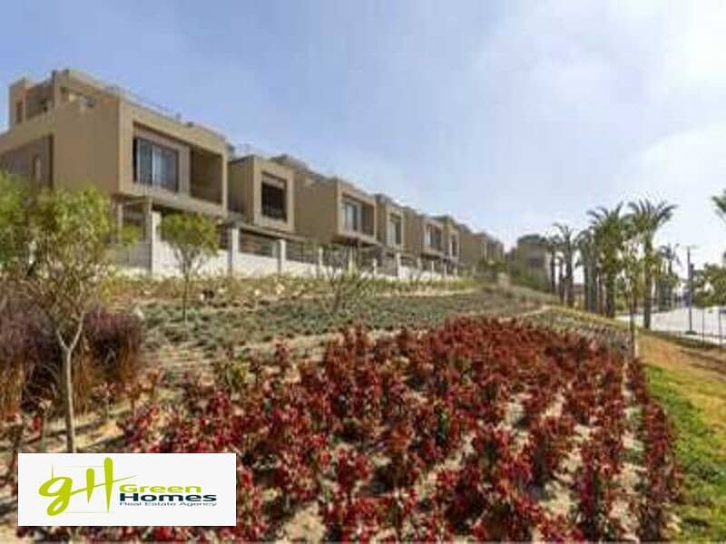 Twin House 320m for sale with very prime location and good price and installments in Palm Hills New Cairo 2