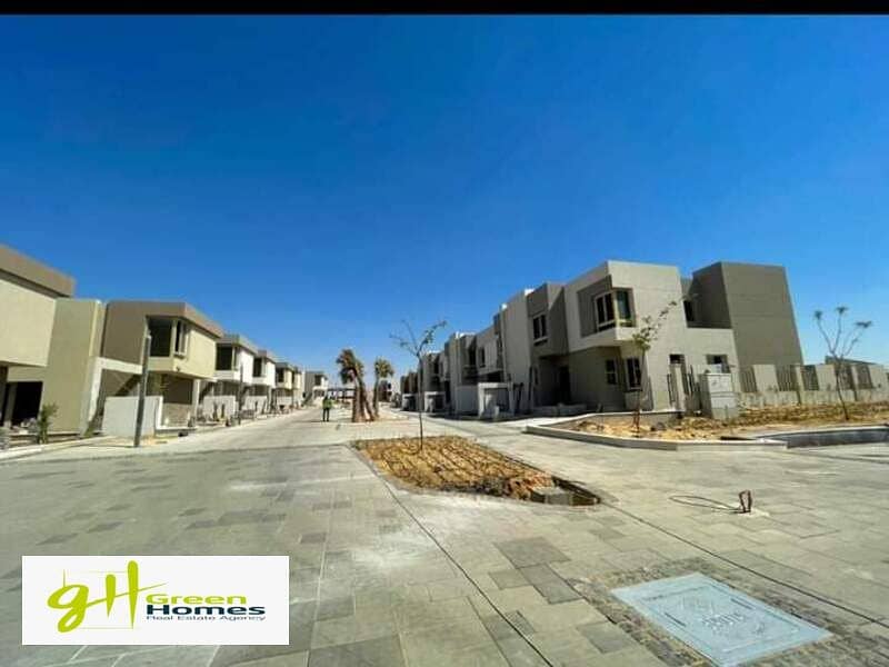 Standalone 440m for sale with Installments over 6 years at Palm Hills new cairo بالم هيلز 3