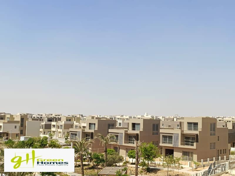 For Sale Under market price ,Town House Middle at Palm Hills New Cairo 2