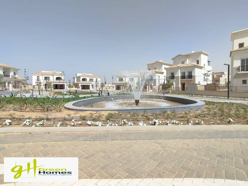 Town house View golf For Sale Ready to move at Uptown Cairo - Emaar 7