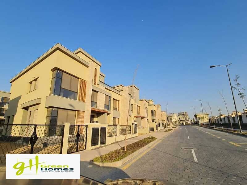 Twin House 313m best location ready to move in Villette  | Sodic 5