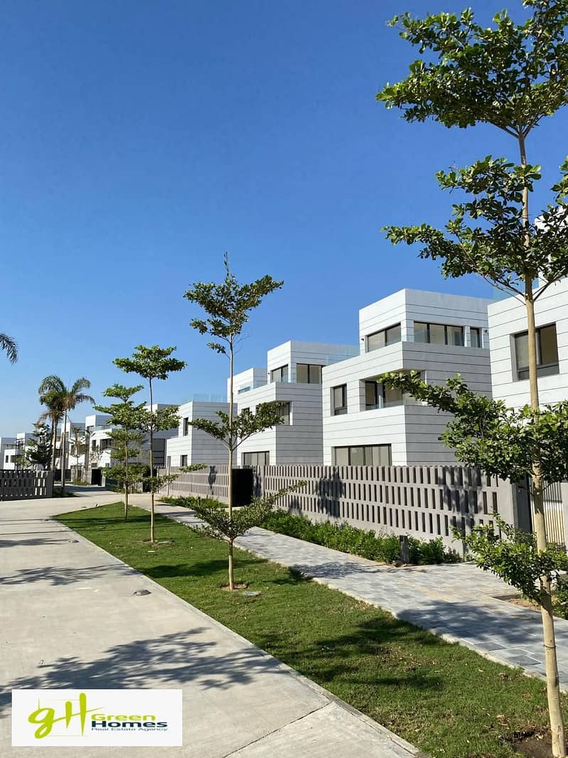 TownHouse 243m fully finished for sale at prime location in Al Burouj 8