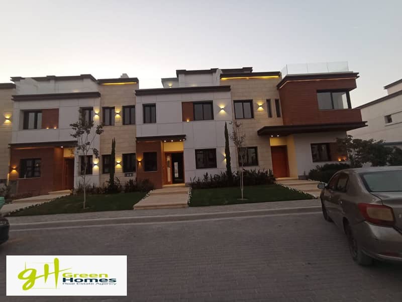 Town House for sale In Azzar 2 Under Market Price 5