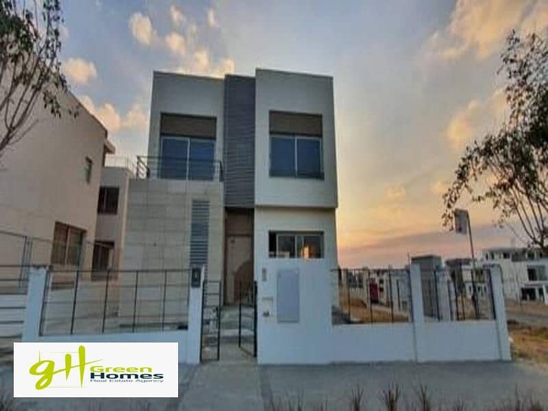 Ready to move Stand-Alone Villa For sale Prime Location Palm Hills | New Cairo 4