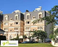 Apartment for sale with prime location  full view on majestic lake in mountain view hyde park 0