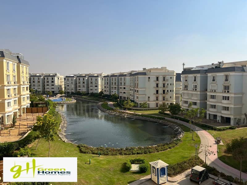 Apartment for sale with prime location  full view on majestic lake in mountain view hyde park 2