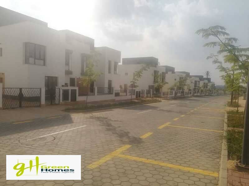 Town house Middle For Sale In VILLETTE SODIC Ready To Move 1