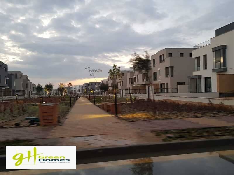 Town house Middle For Sale In VILLETTE SODIC Ready To Move 6