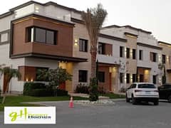 Town house middle for sale at Azzar 2  with best price and installments