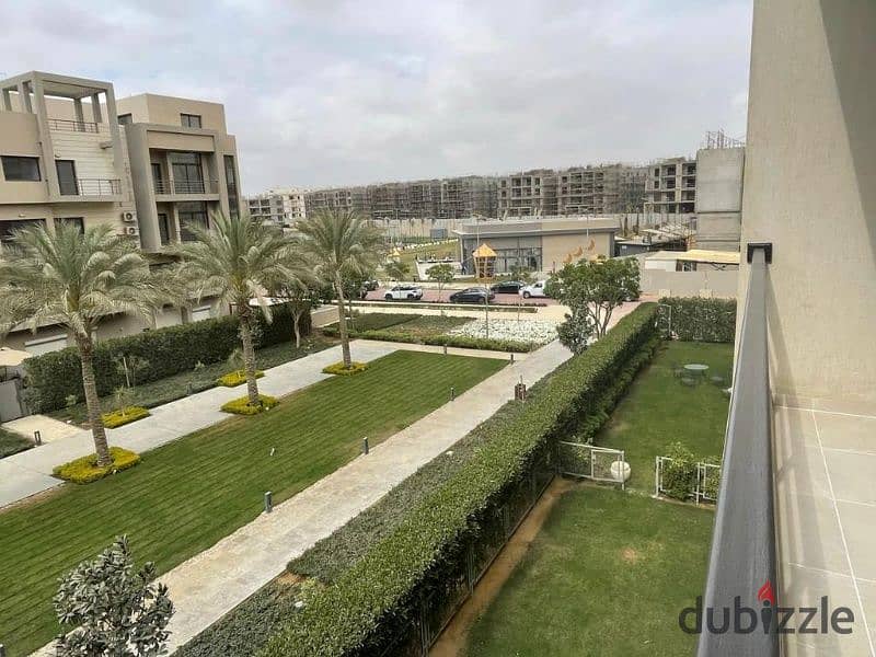 For sale, a nautical apartment in installments, with a landscaped view, in Al-Marasem, Fifth Settlement 8