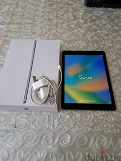 ipad 5th generation   حالة ممتازة