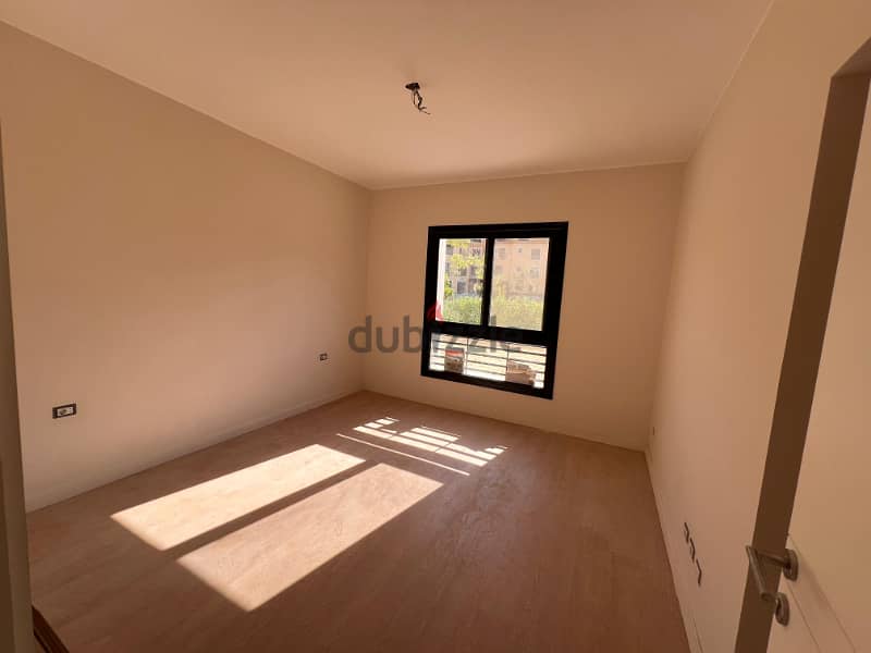 Apartment with garden for rent at Owest شقة بجاردن إيجار بكمبوند اويست 6