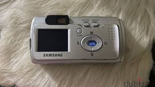 digital camera