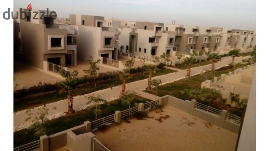 فيلا 255متر Type M للبيع في بالم هيلز القاهرة الجديدة استلام فورى فيو مفتوح ريسيل بالتقسيط Palm hills new Cairo 2