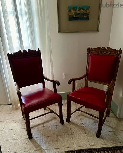 Two beautiful Oak chairs 3