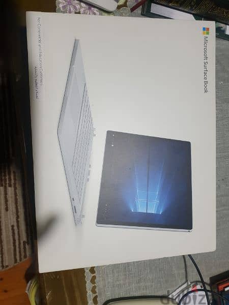 سيرفس بوك مايكروسوفت مع القلم surface book 2 with uag cover 4