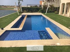 Villa for sale, the largest area in Marassi, with a private swimming pool and the first row on the lake 0