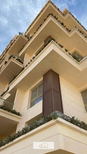 Receive your apartment in Bliss Gate in the heart of Sheikh Zayed, fully finished 0