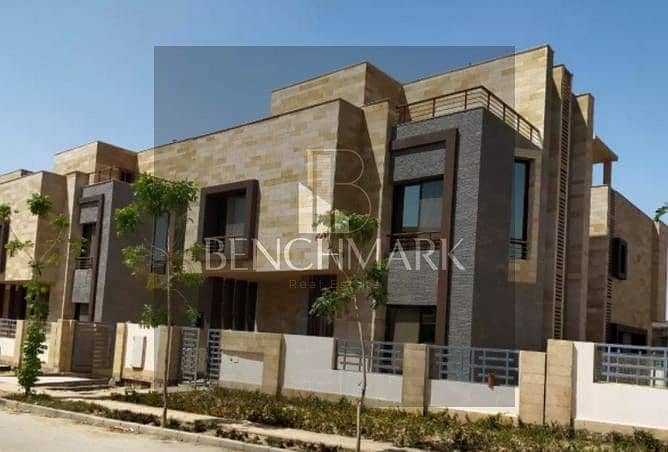 Standalone Villa, 156m, with a 66m garden, for sale in Taj City Compound, along Al Thawra Street, New Cairo, near Heliopolis and Nasr City 2