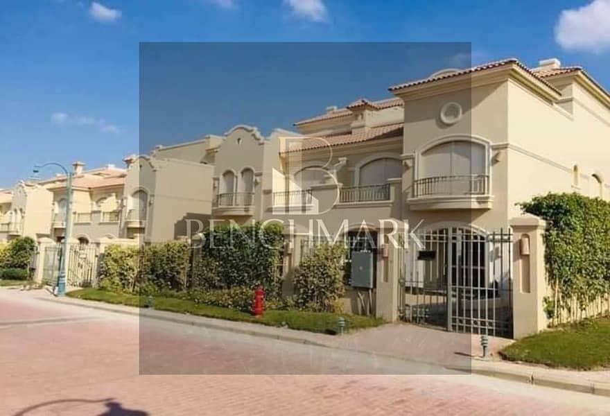 Villa Townhouse corner 245m for sale in La Vista Compound, El Patio Town, Fifth Settlement, New Cairo, next to AUC, Hyde Park Compound, and Suez Road 16