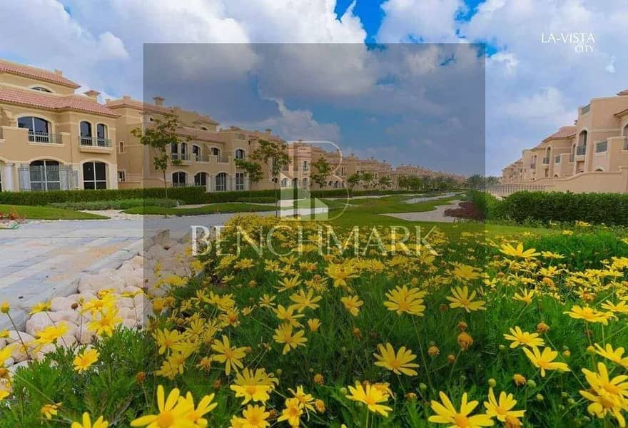 Apartment 200m with garden 40m for sale in La Vista El Patio Oro Compound the heart of the Fifth Settlement New Cairo in installments over 6 years 4