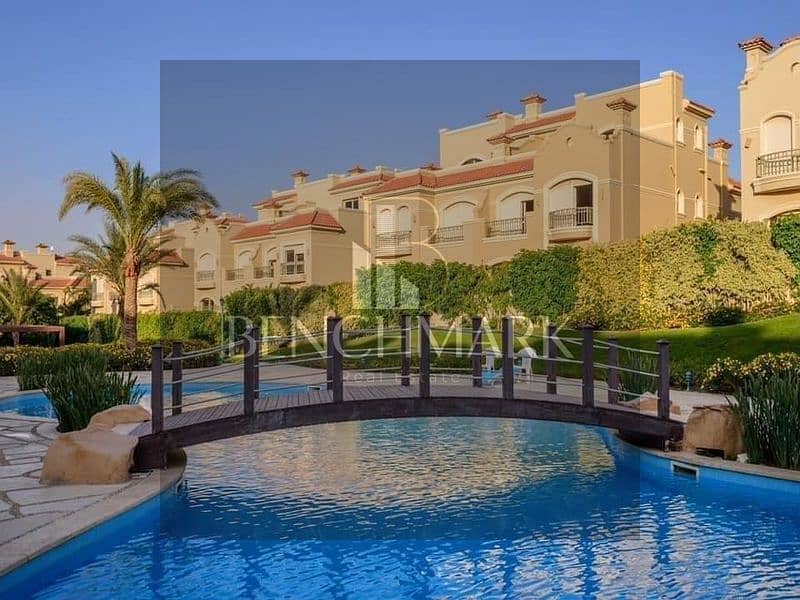 Townhouse villa 230 meters for sale, immediate delivery in La Vista City Compound, New Cairo, next to the Fifth Settlement, with a 30% discount 0