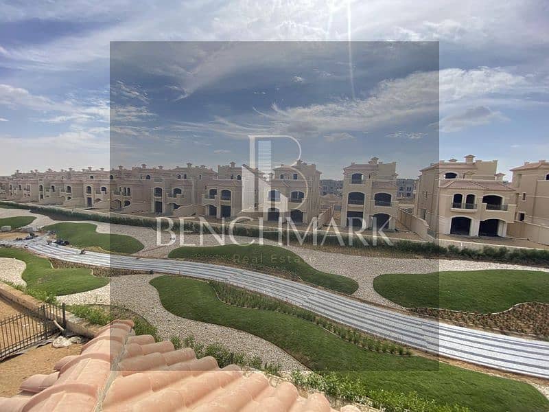 Townhouse corner villa 255 meters for sale, delivery soon, in La Vista City Compound, New Cairo, next to the Fifth Settlement, with a 20% discount 6