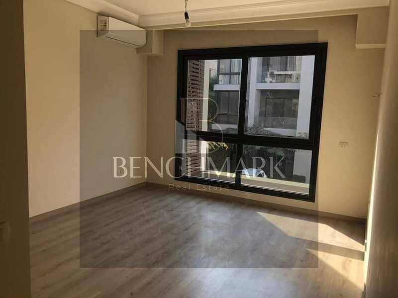 4Bdr Penthouse apartment for sale Ready to move fully finished in La Vista Patio 7 Compound New Cairo Fifth Settlement next to American University AUC 3