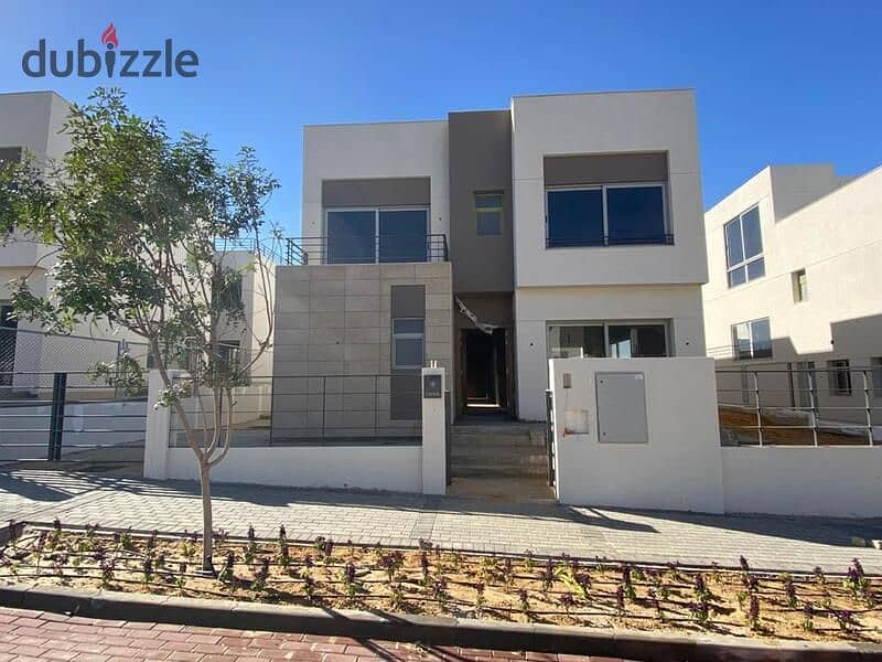 Townhouse for sale in palm hills October prime location  تاون هاوس للبيع من بالم هيلز بأكتوبر بمساحه كبيره 7