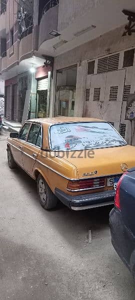 مرسيدس بنز 200 1981 7