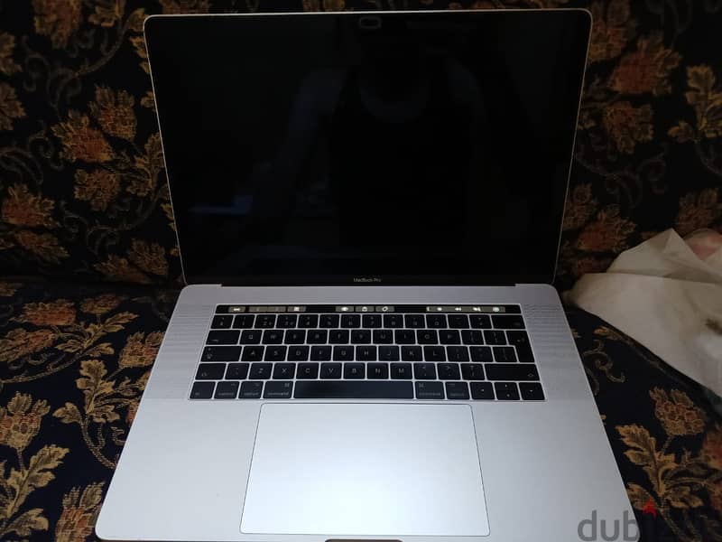 Macbook Pro 2017 15inch 0