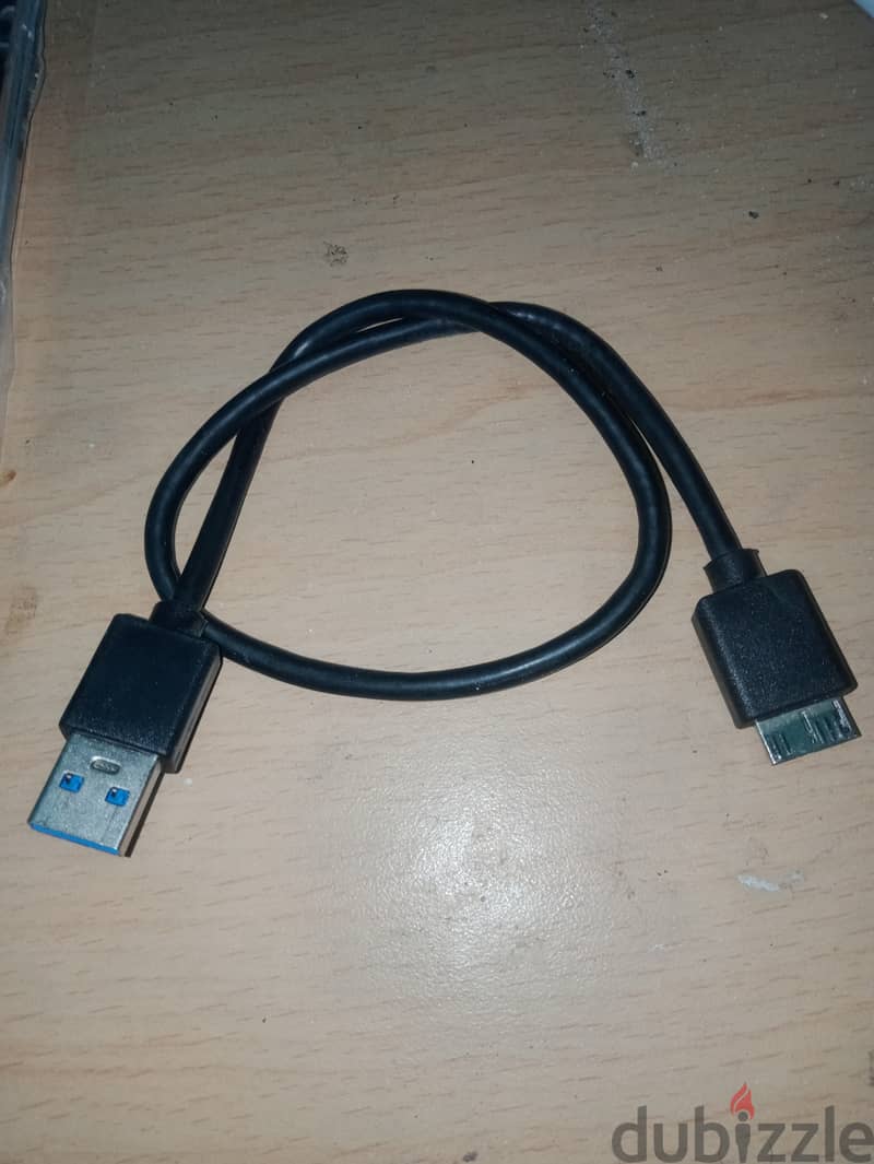 هارد سامسونج ١ تيرا مع كابل usb 3 حالة ممتازة 1