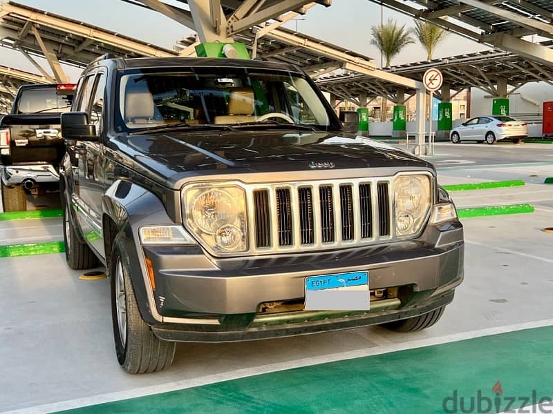 Jeep Cherokee 2009 4