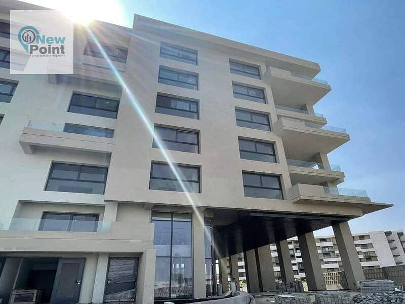 Ground floor duplex with garden, fully finished, immediate delivery, for sale in Al Burouj Compound, in front of the International Medical Center 0