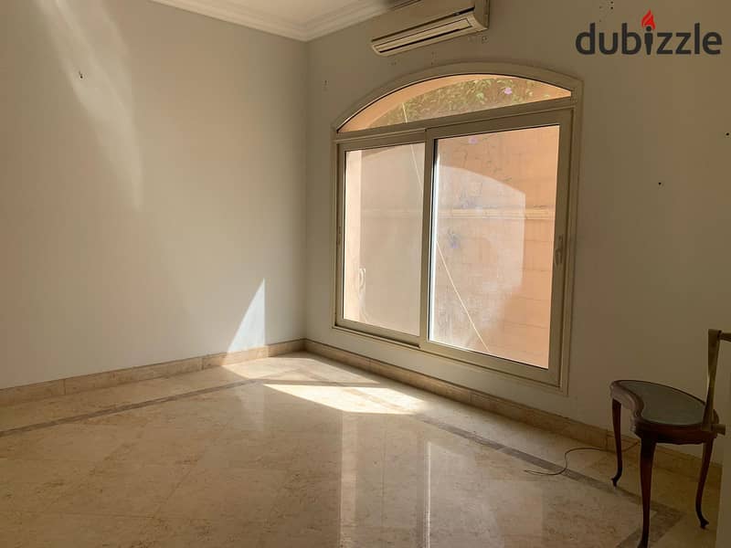 For Rent Semi Furnished Apartment 400 M2 in West Golf 10