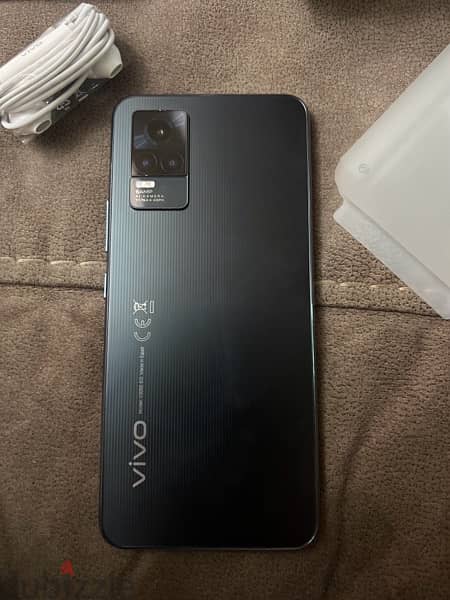 ViVo Y73 Mobile phone 2