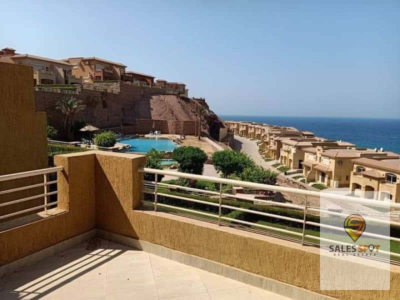 Chalet two rooms 108m directly on the sea, finished ultra super and the lowest down payment in Telal sokhna hills Ain Sokhna next to La Vista 1