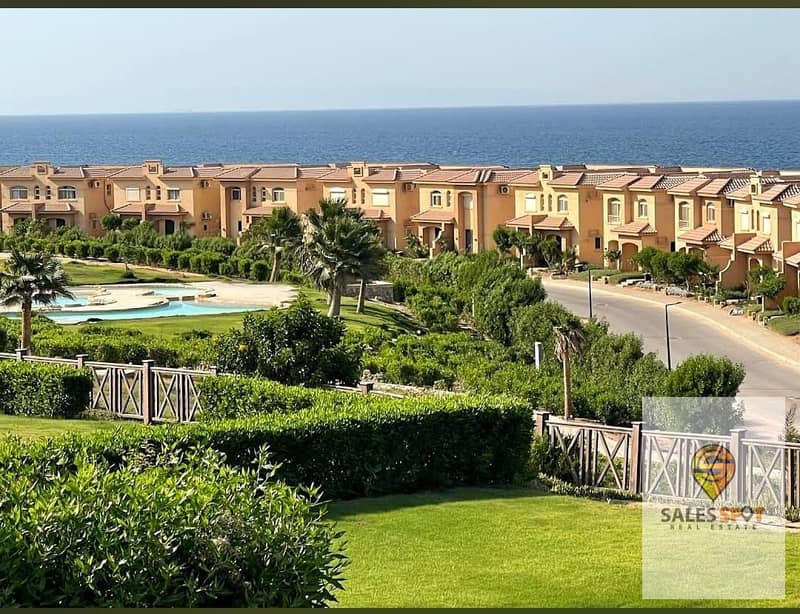 Chalet two rooms 108m directly on the sea, finished ultra super and the lowest down payment in Telal sokhna hills Ain Sokhna next to La Vista 6