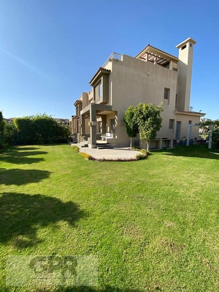 فيلا توين للبيع 268م في التجمع الخامس كمبوند بالم هيلز  villa twin 268m for sale at palm hills new cairo 2