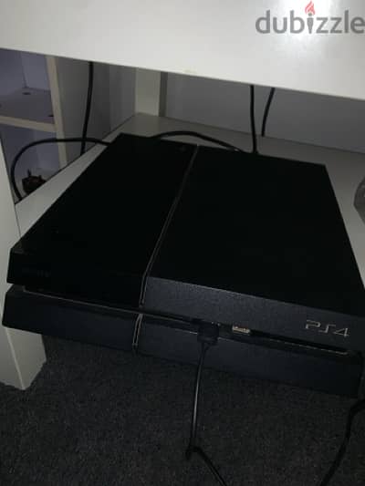 PS4 FAT 1TB WITHOUT CONTROLLER