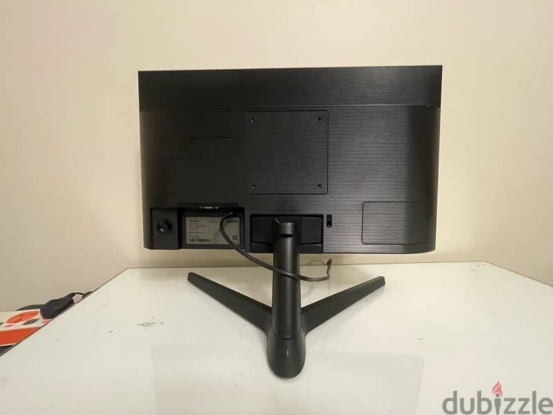 Samsung 22-Inch Gaming Monitor As Good As New 3