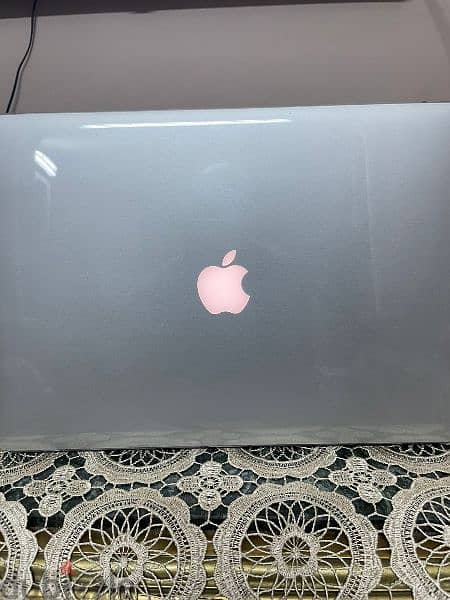 macbook pro 2