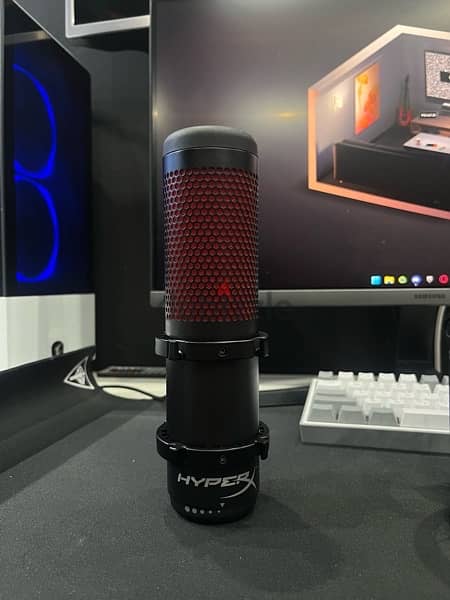 hyper x quad cast microphone 2