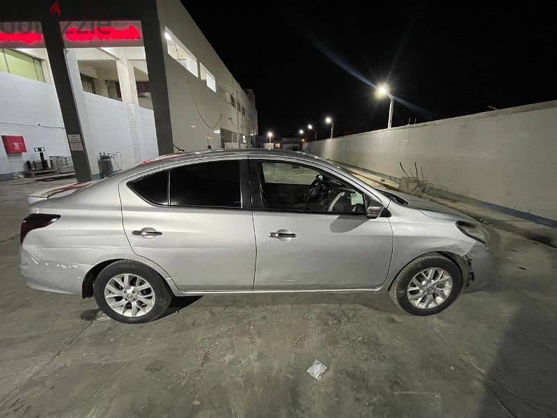 Nissan Sunny 2019 13