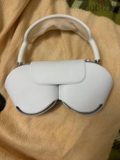 airpods max silver