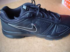 Nike T-Lite XI Shoes with box