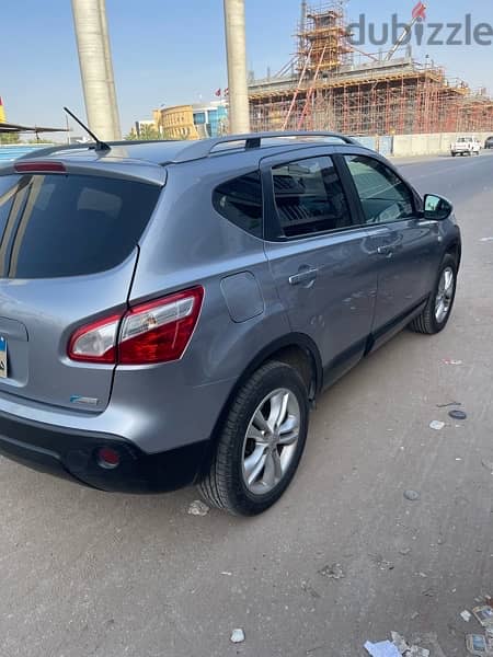 Nissan Qashqai 2013 1