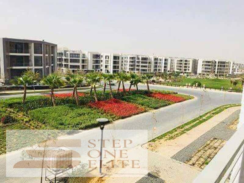 Apartment for sale in installments in Taj City Compound, First Settlement, in front of Gate 2 of 9