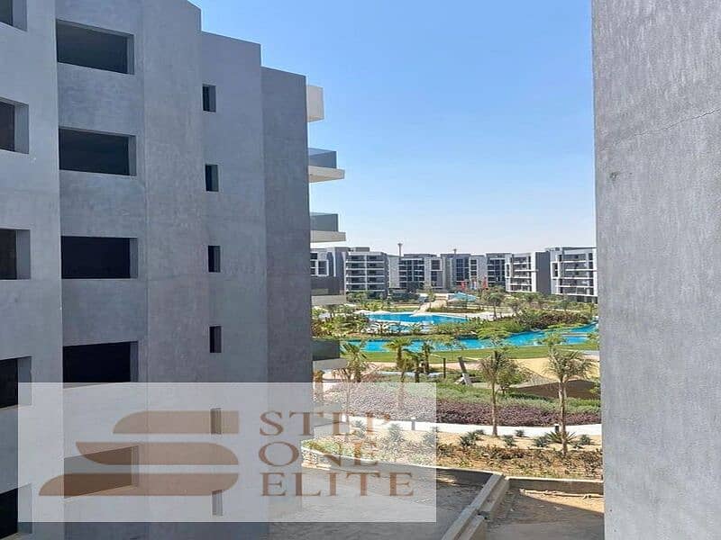 Duplex for sale, view now (immediate delivery) in Sun Capital View Compound on the Giza Pyramids 11