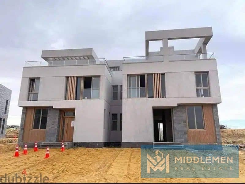 town house  305 m garden 242 m  delivered prime location odyssia  mostakbal city 10